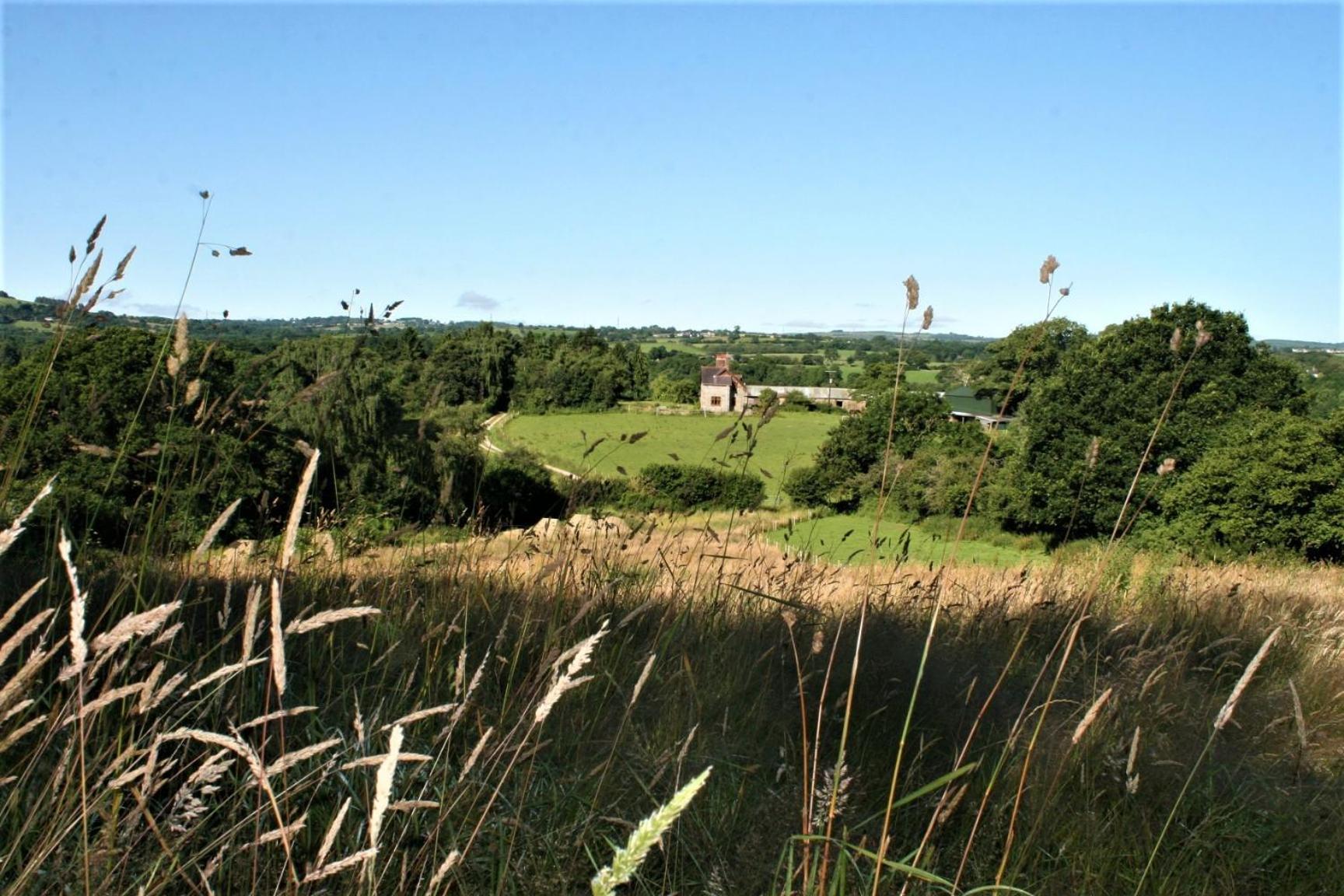 Tranquil Countryside Cottage For Two Ρέξαμ Εξωτερικό φωτογραφία