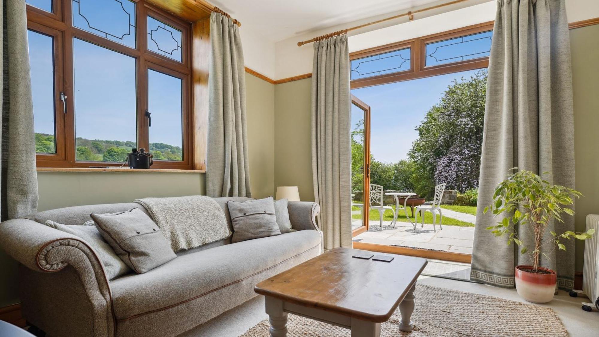 Tranquil Countryside Cottage For Two Ρέξαμ Εξωτερικό φωτογραφία